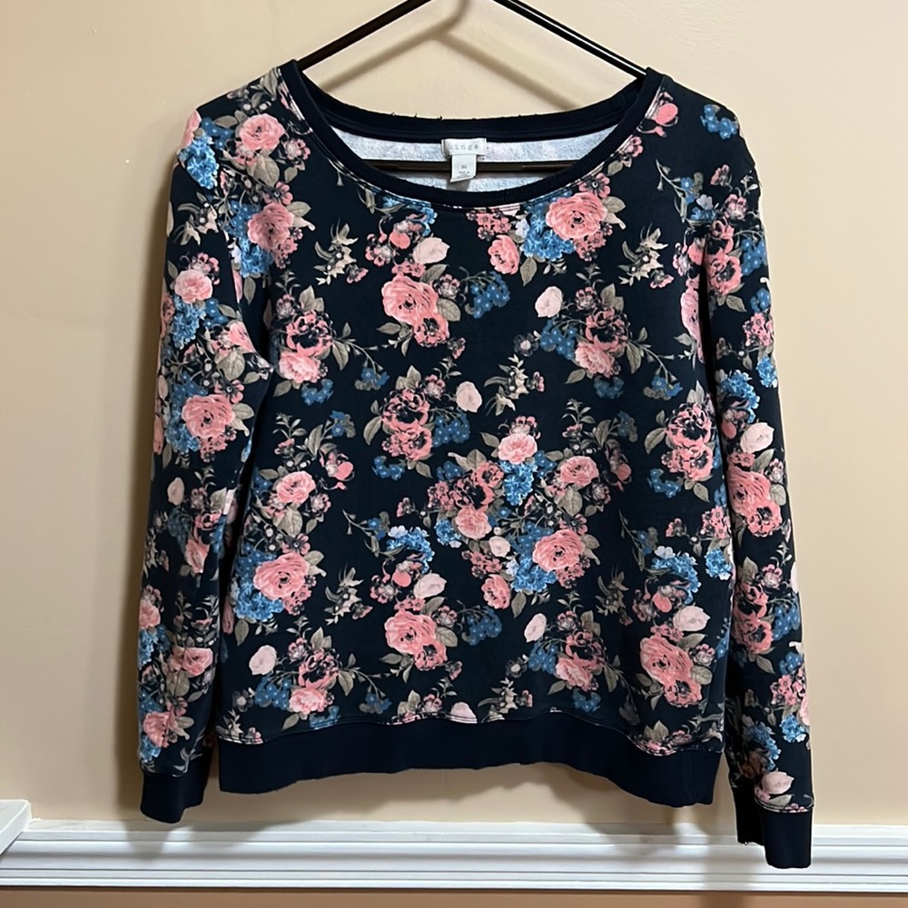 Hinge Floral Distressed Cropped Navy Blue Sweatshirt Medium